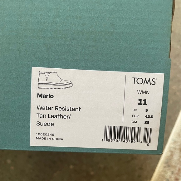 Toms Marlo boots.  Never worn. - Picture 4 of 8